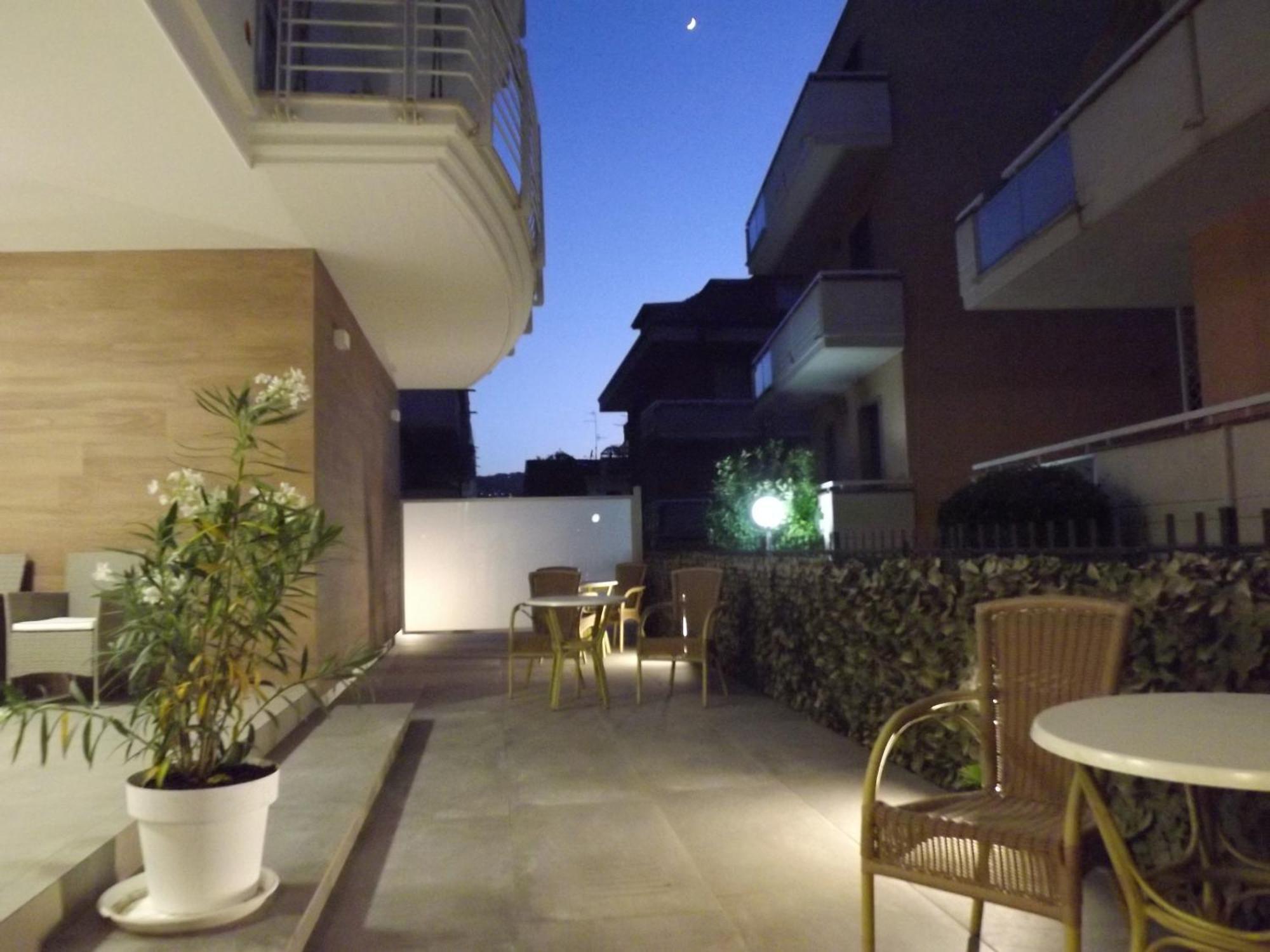 Residence Twigha มาร์ตินซิกูโร ภายนอก รูปภาพ